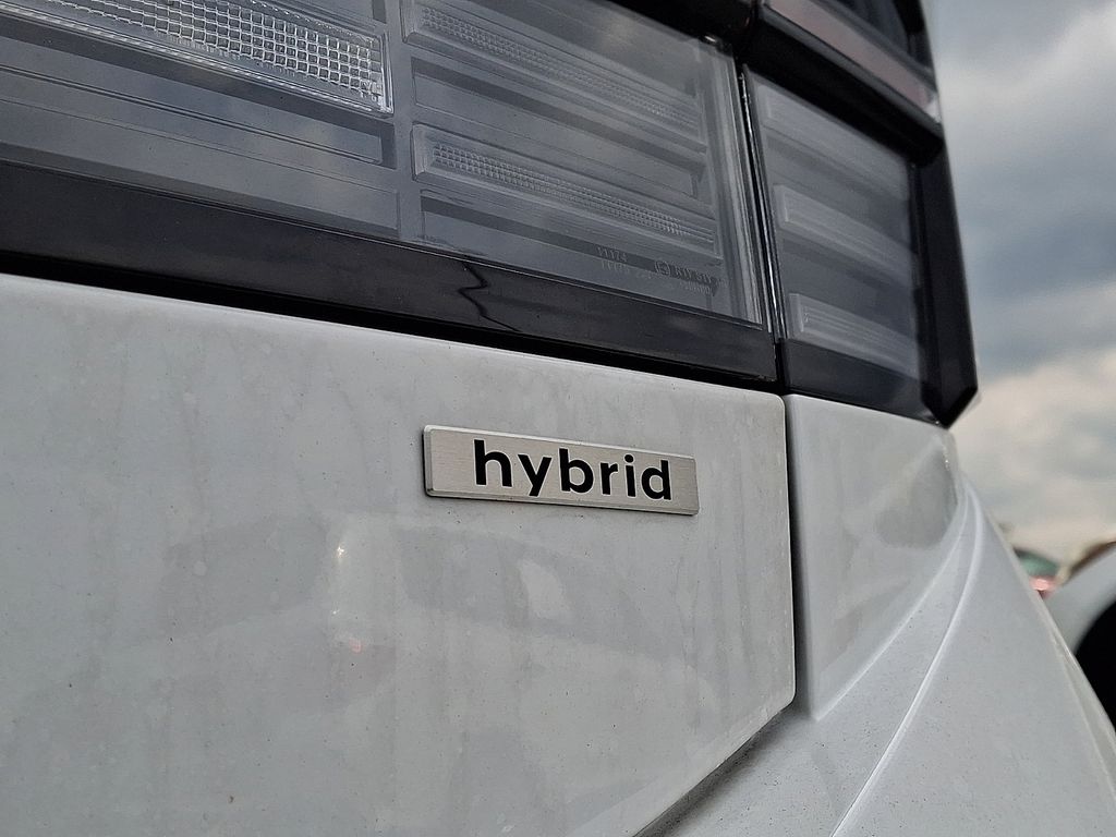 2025 Hyundai Sonata Hybrid SEL - Photo 20