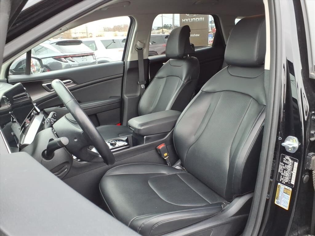 Used 2023 Kia Sportage EX SUV