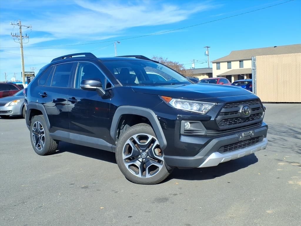 2019 Toyota RAV4 Adventure's photo