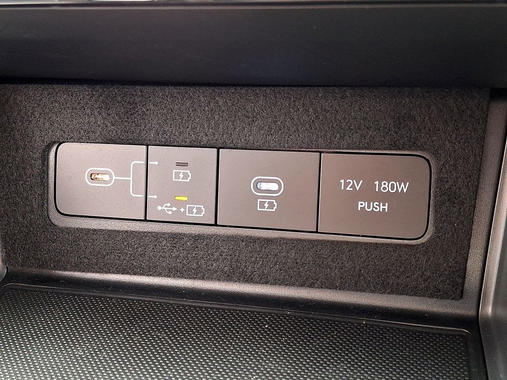 2025 Hyundai Sonata SE - Photo 17
