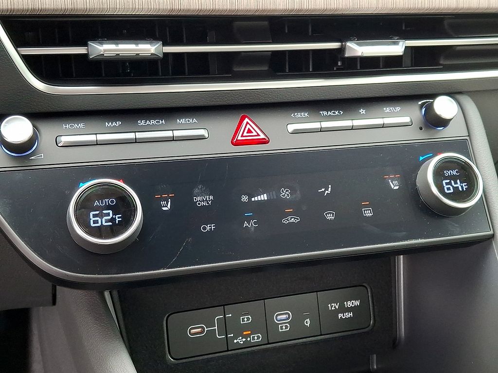 2025 Hyundai Sonata Hybrid SEL - Photo 11