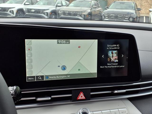 2025 Hyundai Elantra Limited - Photo 21