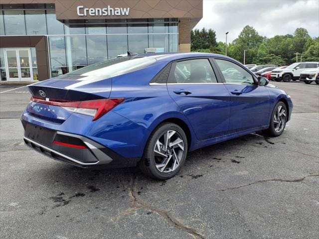 2025 Hyundai Elantra Limited - Photo 7