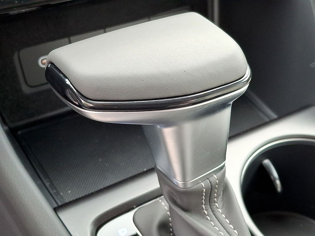 2025 Hyundai Sonata SE - Photo 10