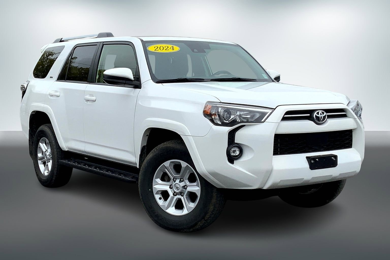 2024 Toyota 4Runner SR5's photo