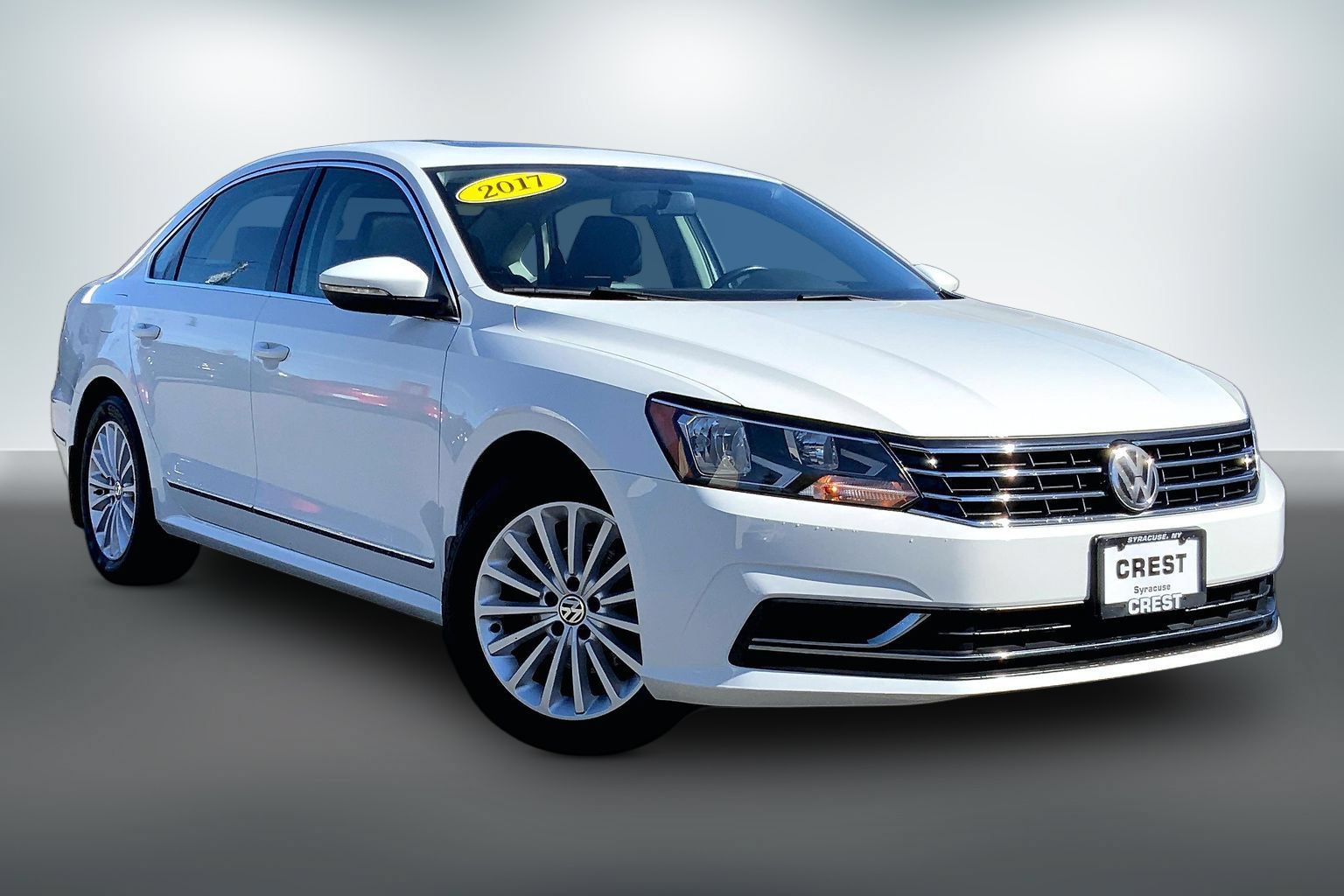 Used 2017 Volkswagen Passat 1.8T SE Sedan