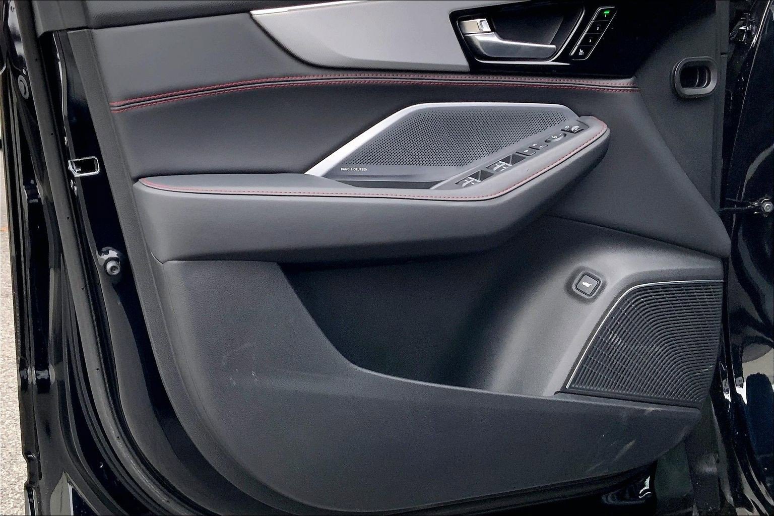 2026 Acura MDX A-Spec Package - Photo 13