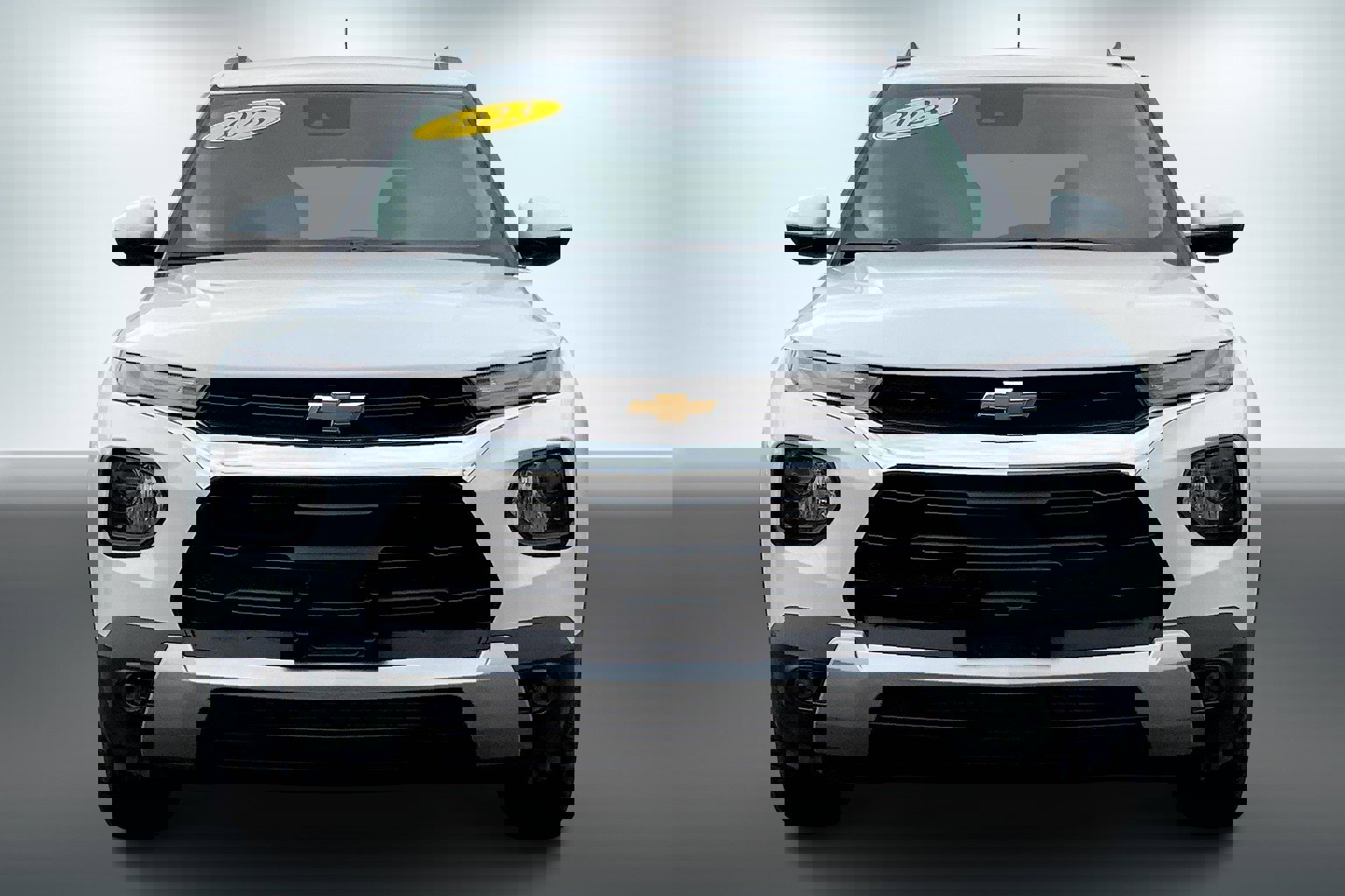 2023 Chevrolet Trailblazer LT photo 2