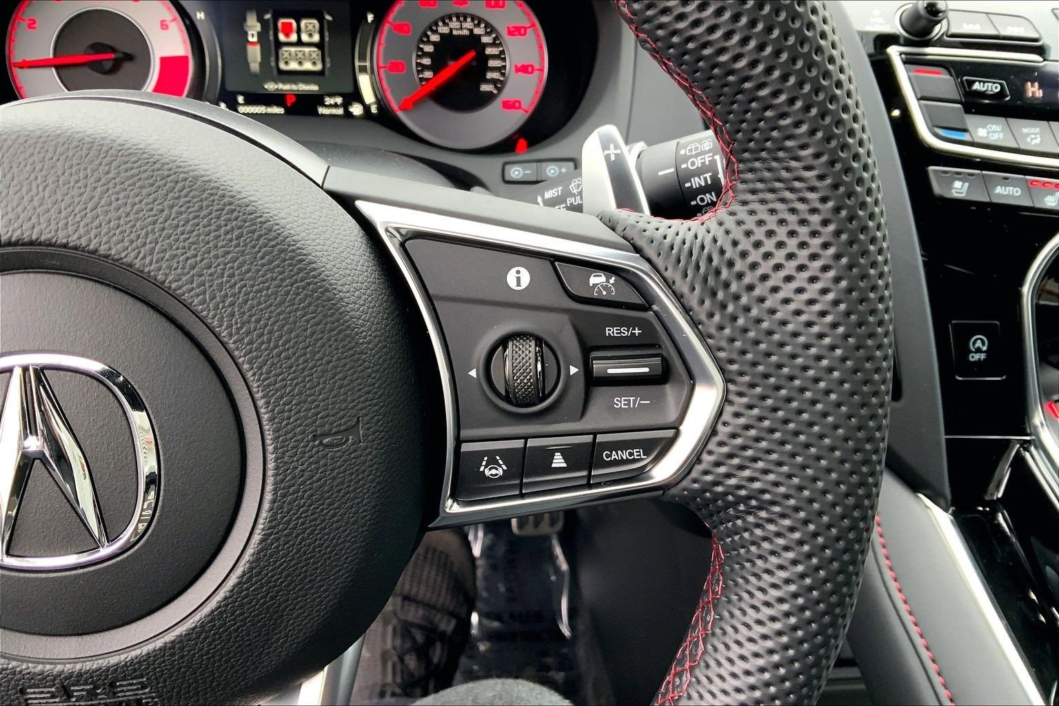 2026 Acura RDX A-Spec Package - Photo 9