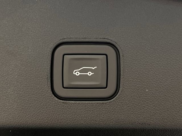 2026 Cadillac LYRIQ V Premium - Photo 24