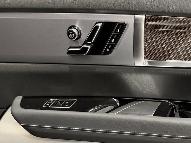 2027 Cadillac VISTIQ Sport - Photo 22