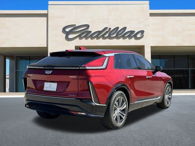 View vehicle photo 5