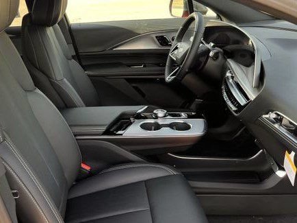 2027 Cadillac LYRIQ Luxury - Photo 21
