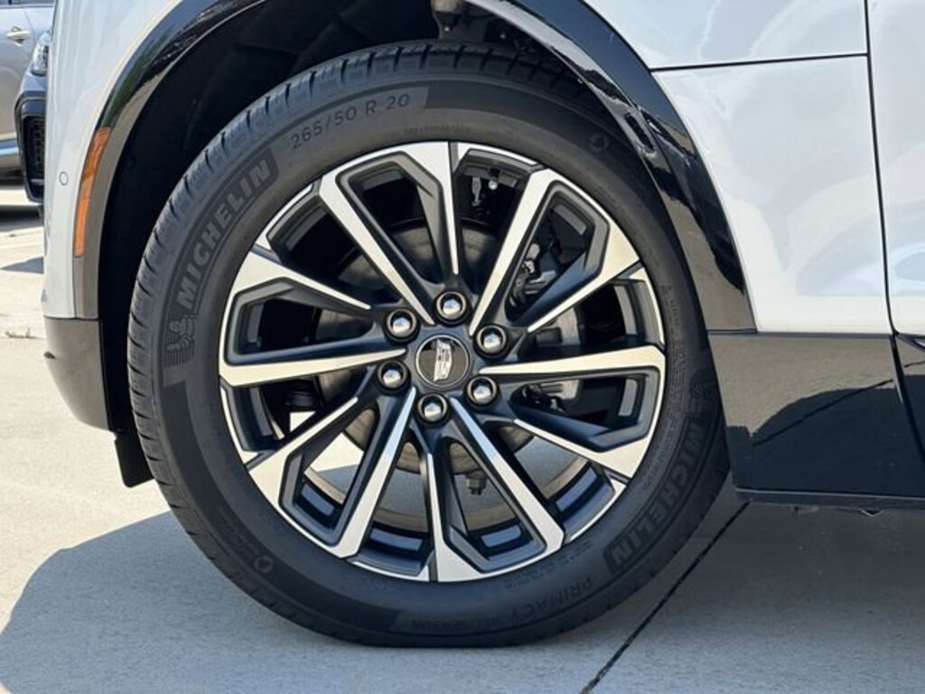 New 2025 CADILLAC LYRIQ Sport 1 SUV