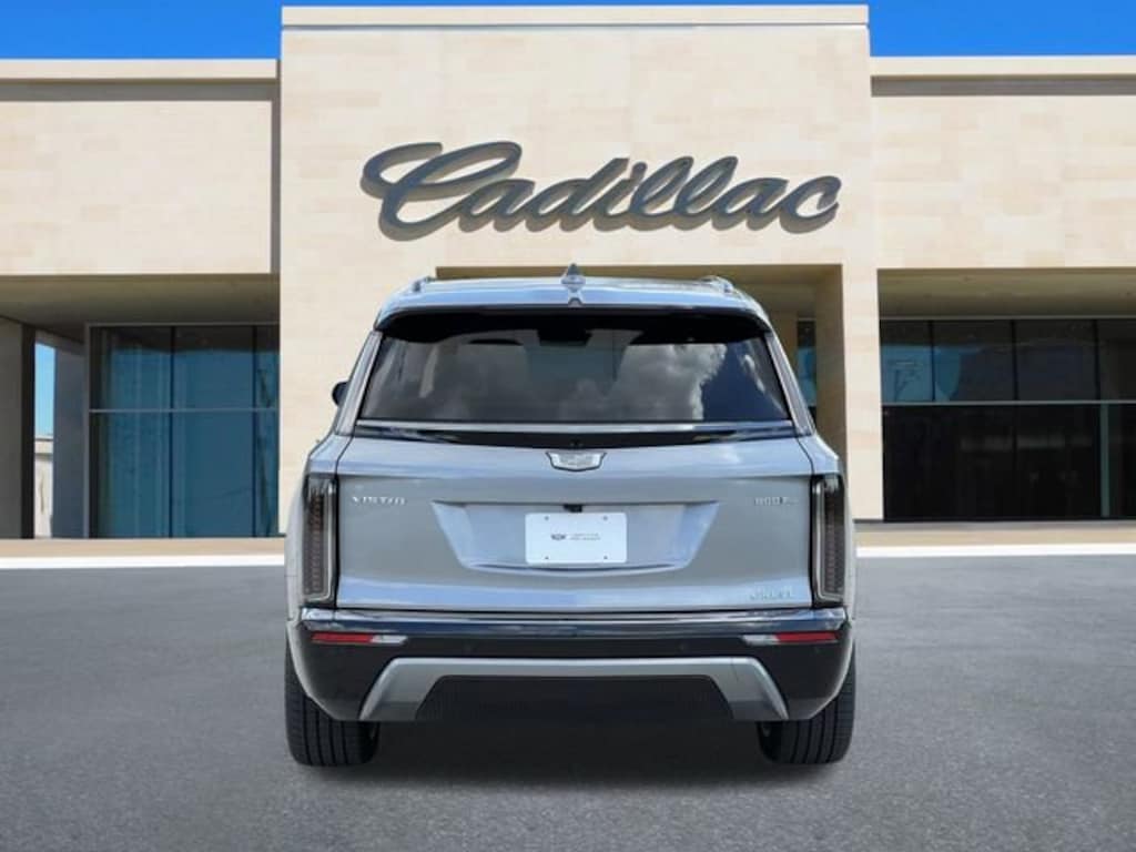 Used 2026 CADILLAC Vistiq Sport SUV