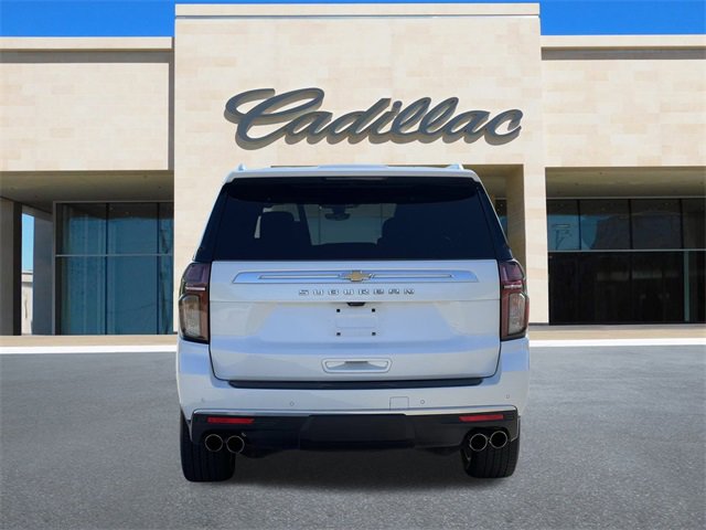 2021 Chevrolet Suburban High Country photo 2
