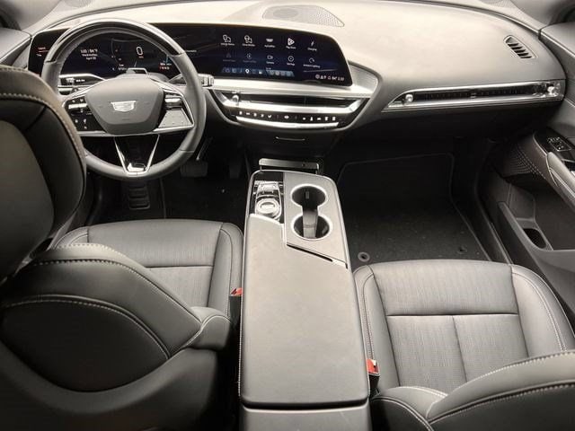 2026 Cadillac LYRIQ Luxury - Photo 10