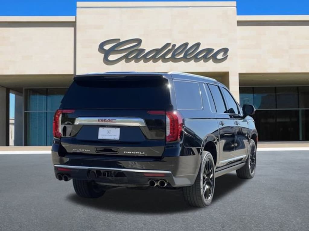 Used 2022 GMC Yukon XL Denali SUV