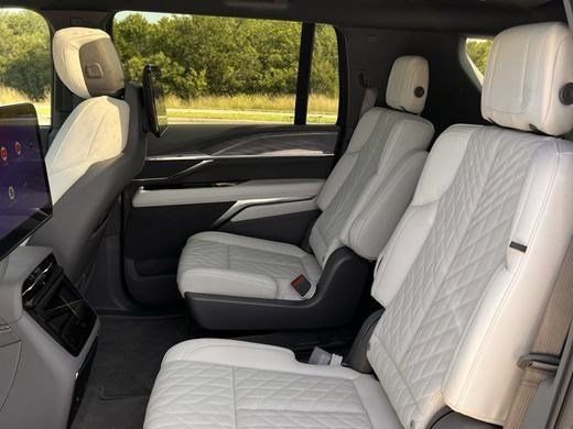 2026 Cadillac Escalade IQL Sport - Photo 26
