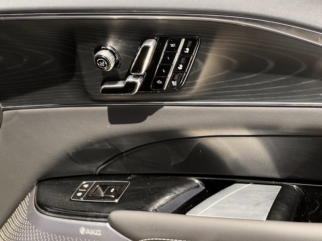 2026 Cadillac LYRIQ V - Photo 23