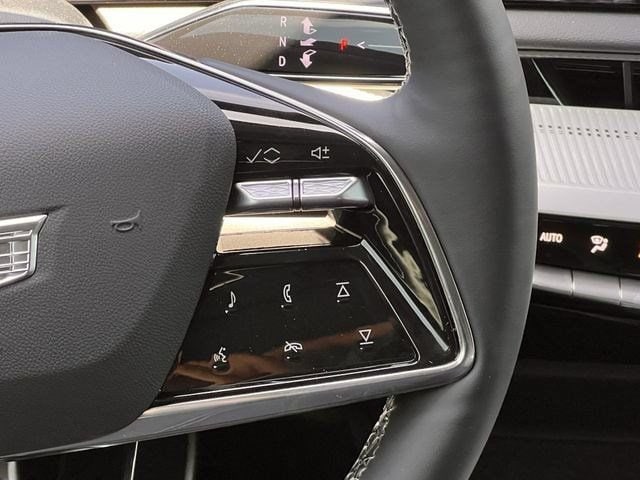 2026 Cadillac OPTIQ Sport - Photo 15