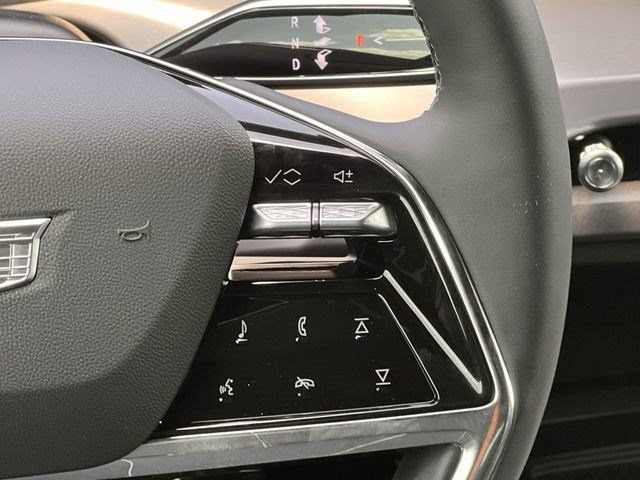 2027 Cadillac VISTIQ Luxury - Photo 13