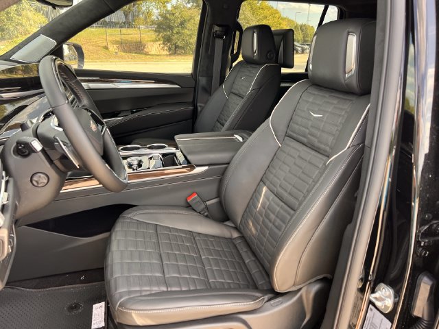 2026 Cadillac Escalade Platinum Sport - Photo 21