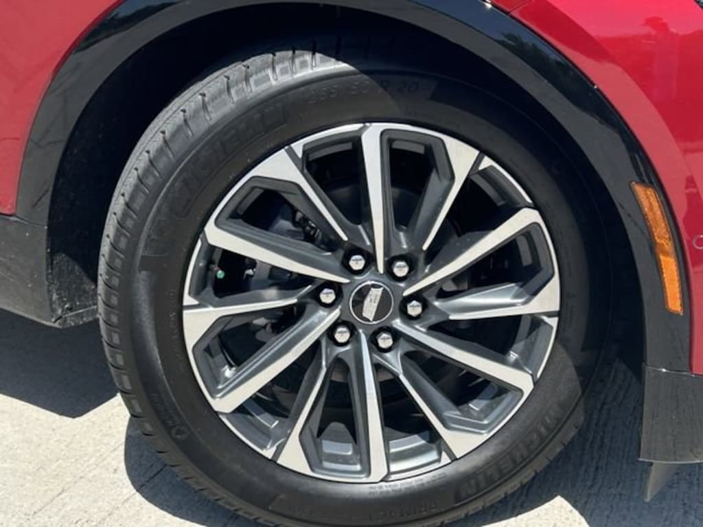 New 2025 CADILLAC LYRIQ Sport 1 SUV