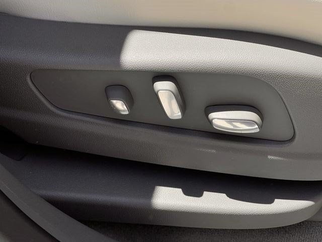 2026 Cadillac XT5 Premium Luxury - Photo 24