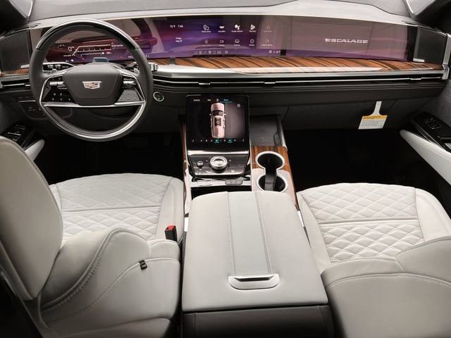2026 Cadillac Escalade Platinum Sport - Photo 9