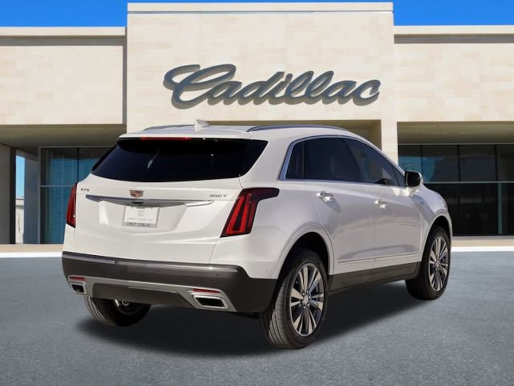 New 2026 CADILLAC XT5 Premium Luxury SUV