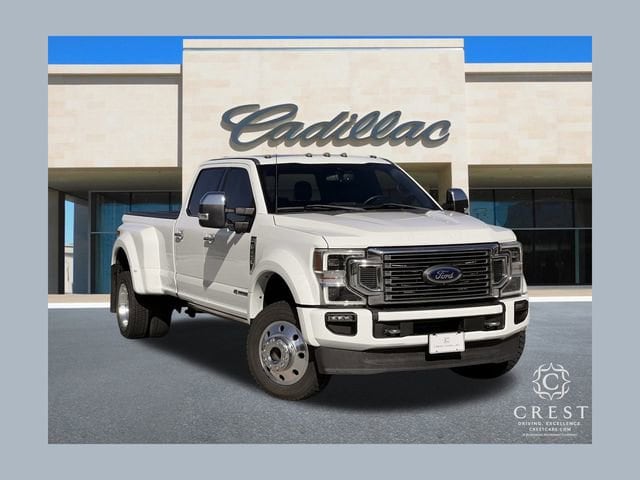 2022 Ford F-450 Super Duty Platinum's photo