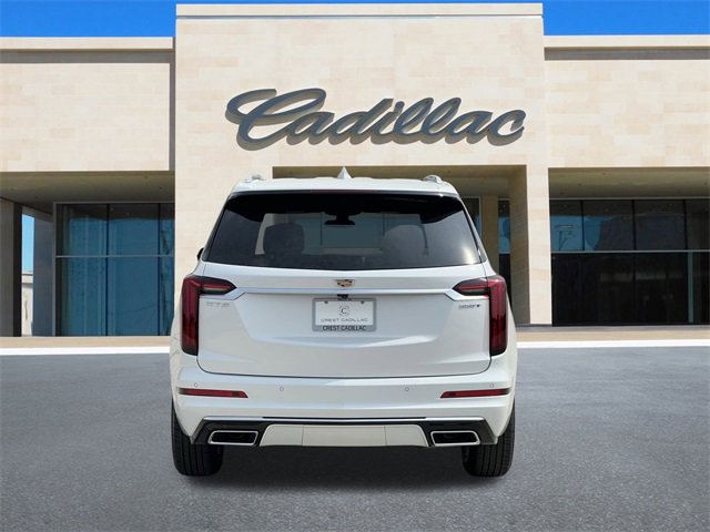 2025 Cadillac XT6 Luxury photo 3