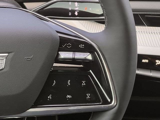 2027 Cadillac OPTIQ Luxury - Photo 12