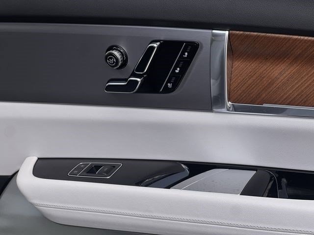 2027 Cadillac VISTIQ Luxury - Photo 21