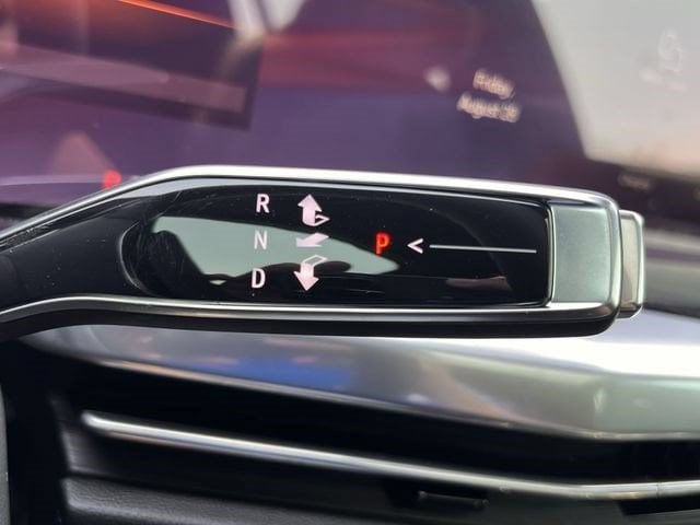 2026 Cadillac Escalade IQL Sport - Photo 18