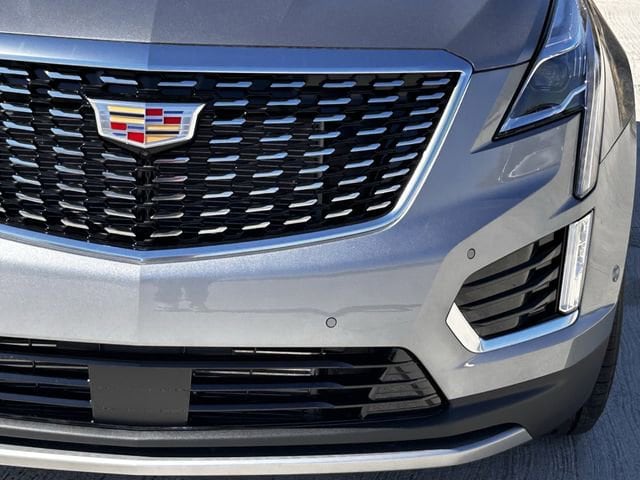 New 2026 Argent Silver Metallic CADILLAC Premium Luxury image 4