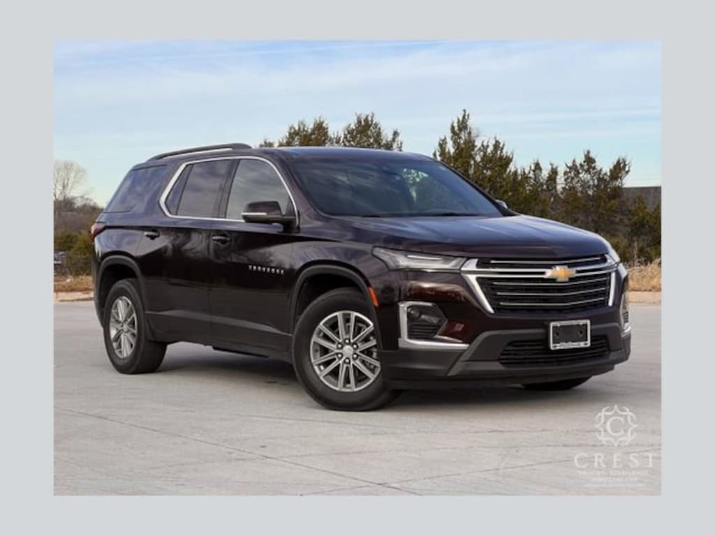 Used 2023 Chevrolet Traverse LT Cloth SUV