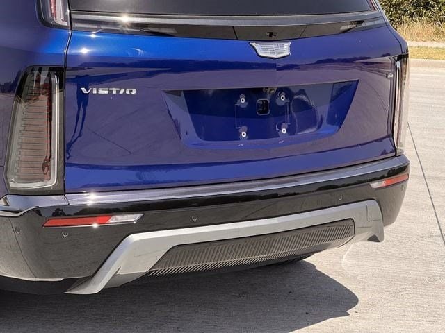 New 2027 Opulent Blue Metallic CADILLAC Sport image 6