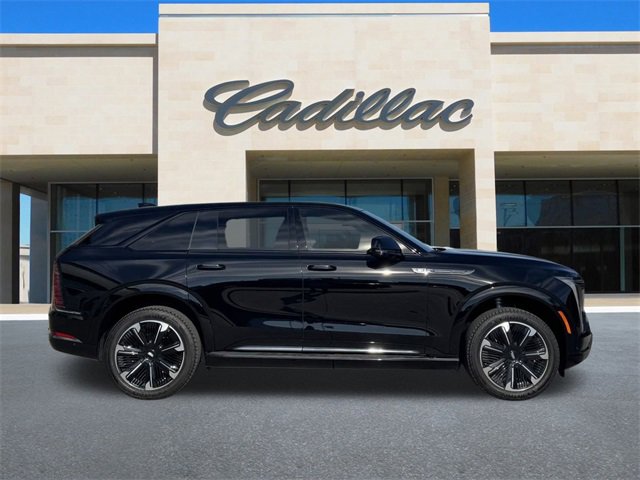 2025 Cadillac Escalade IQ Sport photo 3