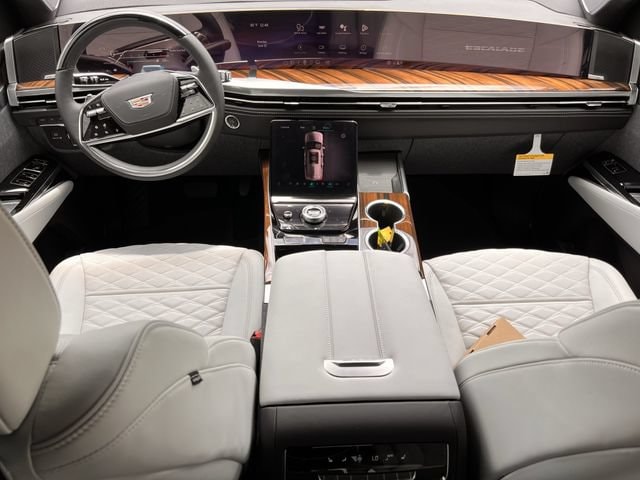 2026 Cadillac Escalade Platinum Sport - Photo 9