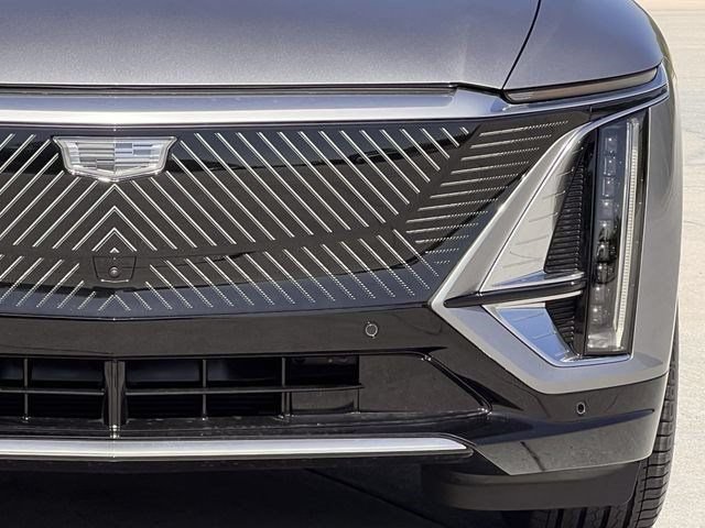 2027 Cadillac LYRIQ Luxury - Photo 8