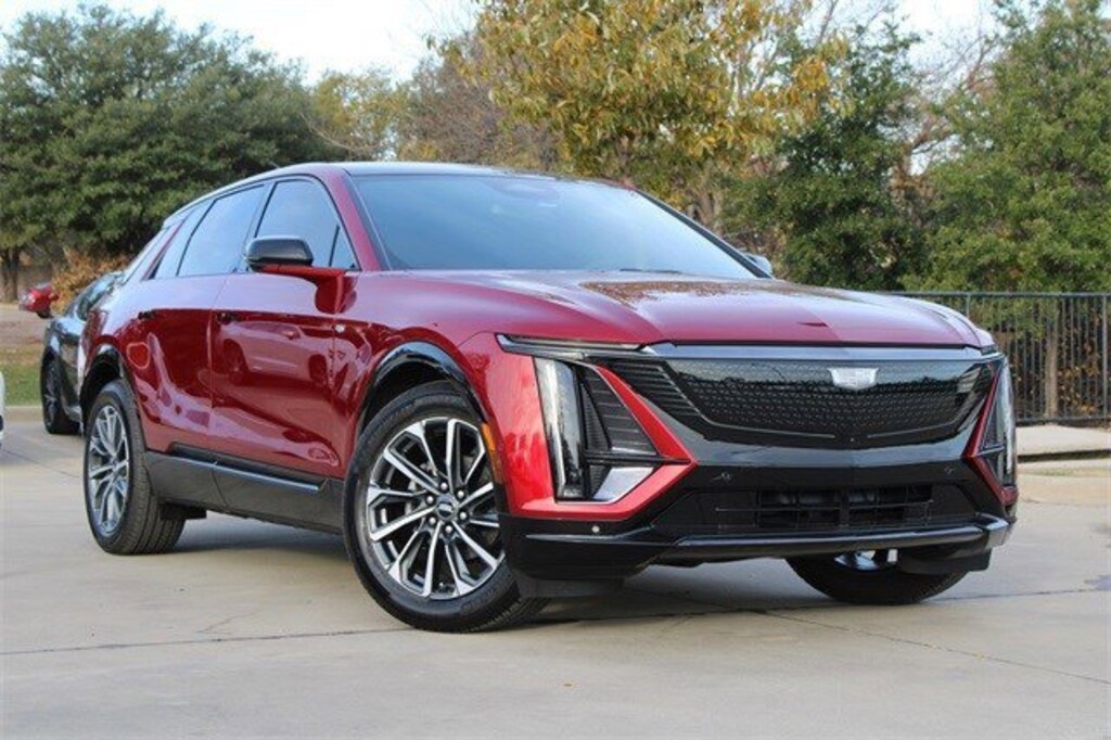 New 2024 CADILLAC LYRIQ For Sale at Crest Cadillac VIN 1GYKPTRK5RZ109812