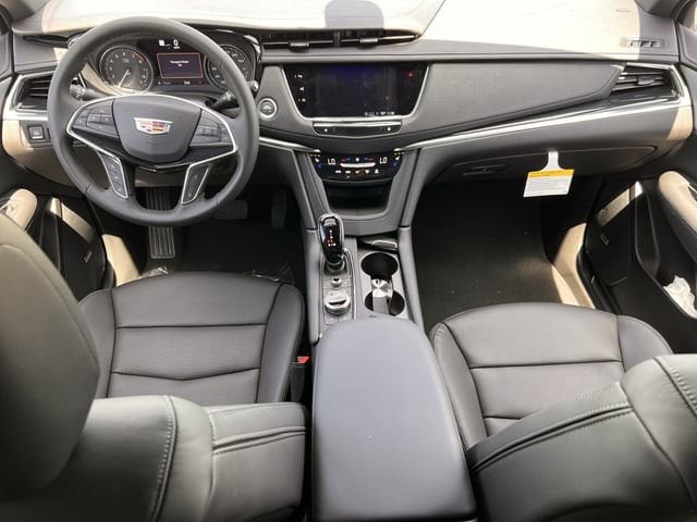 2026 Cadillac XT5 Premium Luxury - Photo 9