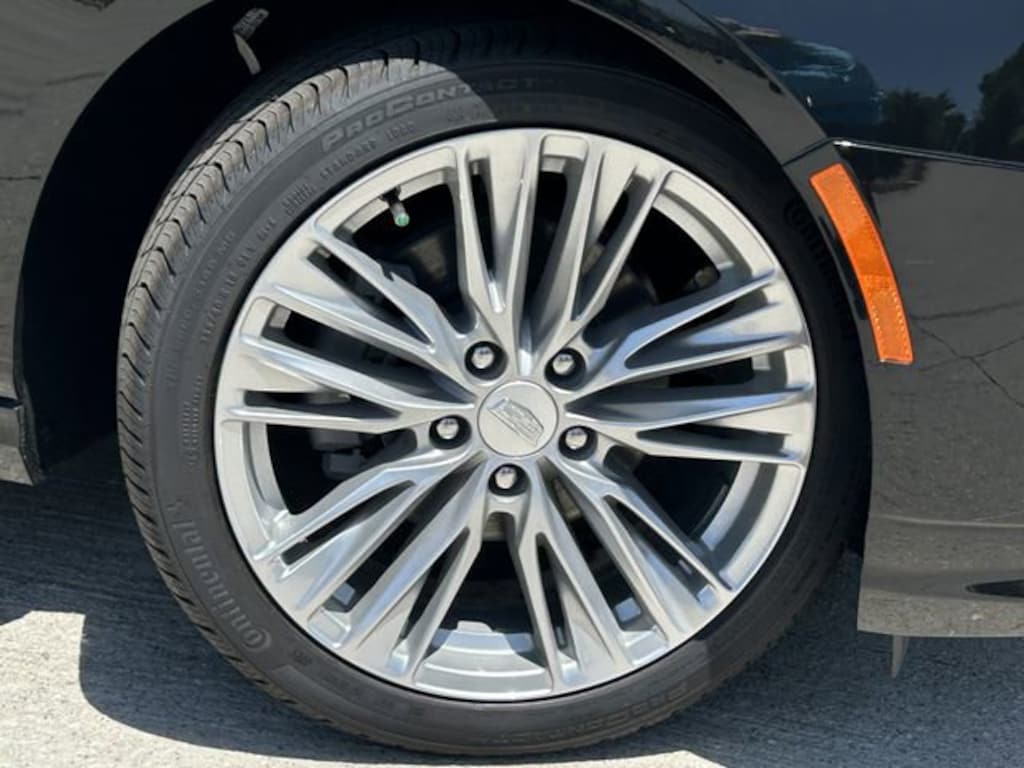 New 2025 CADILLAC CT4 Premium Luxury Sedan