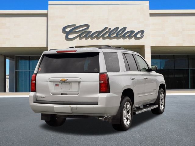 2017 Chevrolet Tahoe LT photo 2