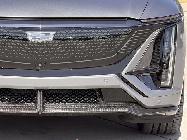 2026 Cadillac LYRIQ V Premium - Photo 9