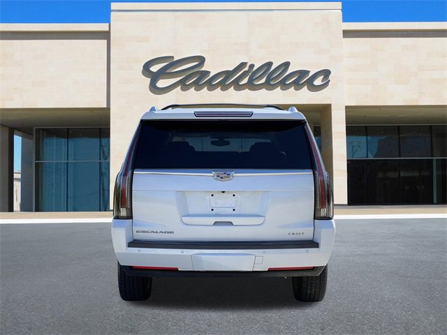 2018 Cadillac Escalade ESV Standard photo 3