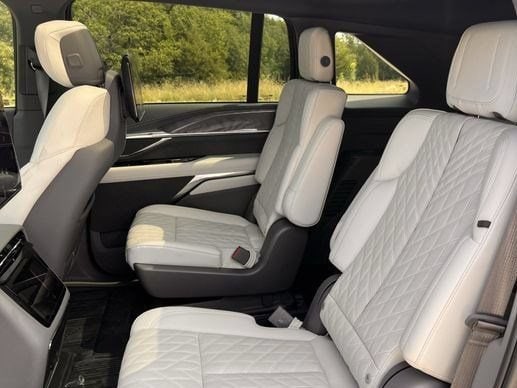 2026 Cadillac Escalade IQ Luxury - Photo 27