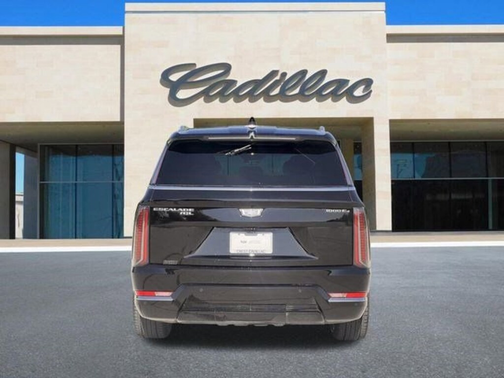 New 2026 CADILLAC ESCALADE IQL Luxury SUV
